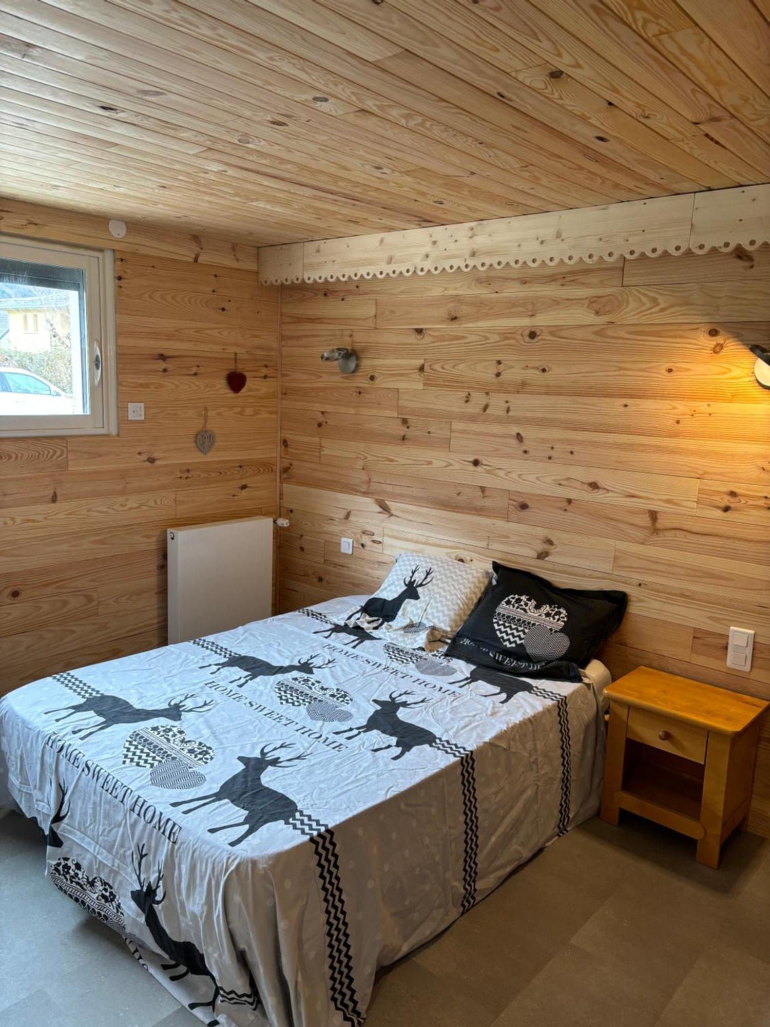 Ferienwohnung L'Oursiere A Saint Mamet Exterior foto